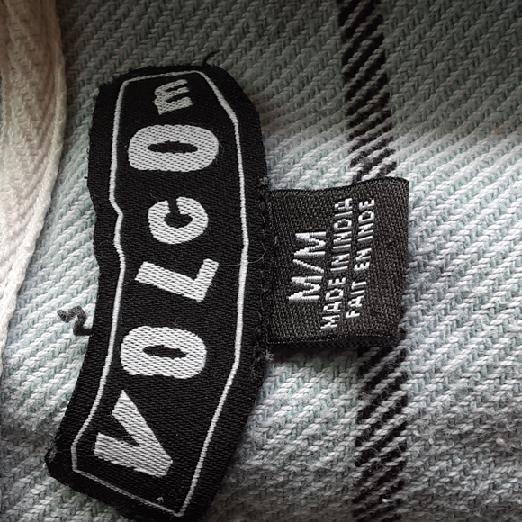 Volcom poncho hoodie - Picture 3 of 8
